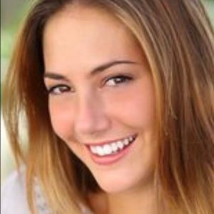 Meet your Posher, Celina